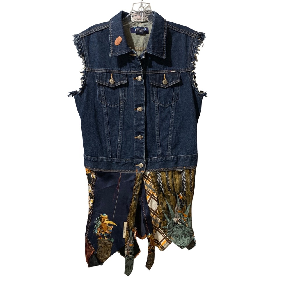 Owyhee Hawaii Upcycled Denim Vest Patchwork Silk Tie Hem Looney Tunes Garfield M